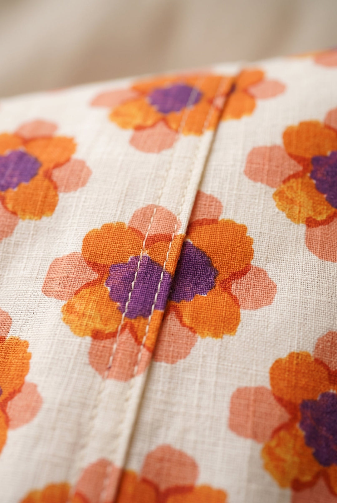 Robe Marguerite · trapèze courte, imprimé fleuri rétro